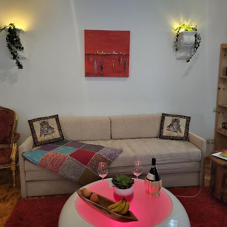 Ferienwohnung Fuer 4 Personen Mit Schnellem Wlan, Glasfaser, Tv Paket Beilstein  Exteriör bild